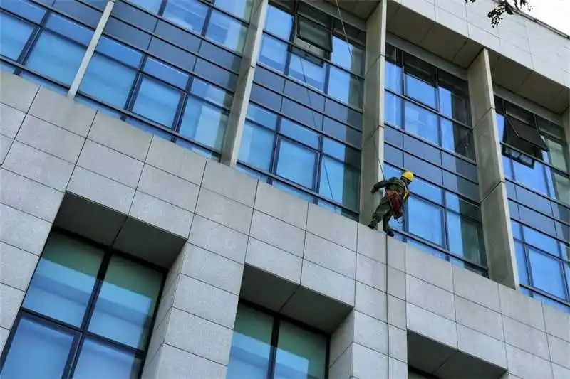 哪些内容属于幕墙需要检测的？