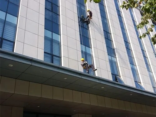 为什么需要定期检查幕墙安全？