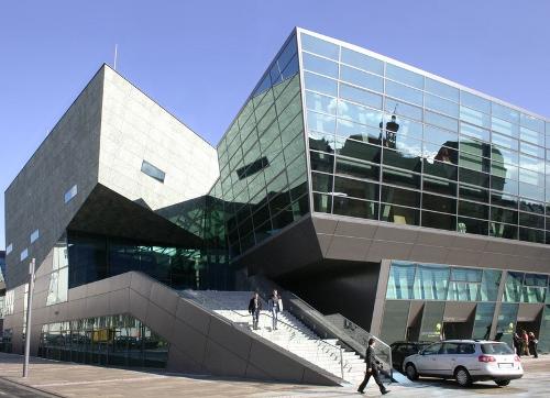 玻璃幕墙性能检测中的注意事项